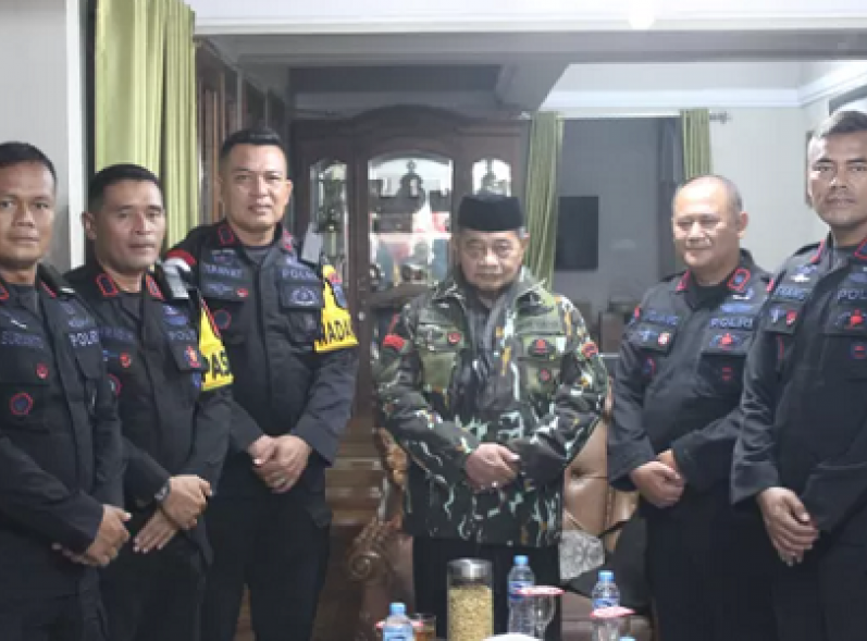 Brimob Polda Jabar Jaga Kedekatan dengan Masyarakat, Laksanakan Anjangsana ke Tokoh Agama di Tasikmalaya